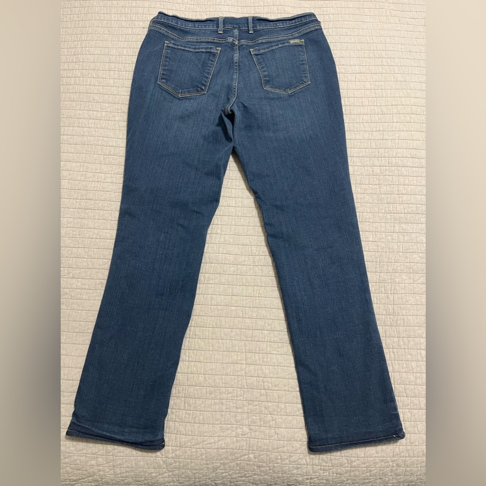 Eddie Bauer Women's Fleece Lined Slightly Curvy Straight Jeans Size 14 - Picture 11 of 12
